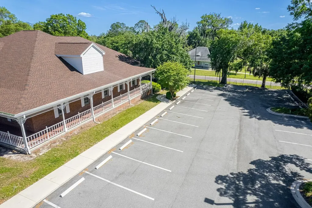 300 W Main Street Lake Butler FL 32054