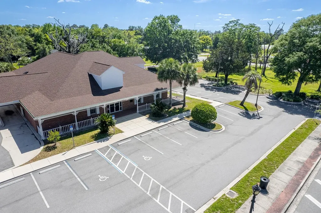 300 W Main Street Lake Butler FL 32054