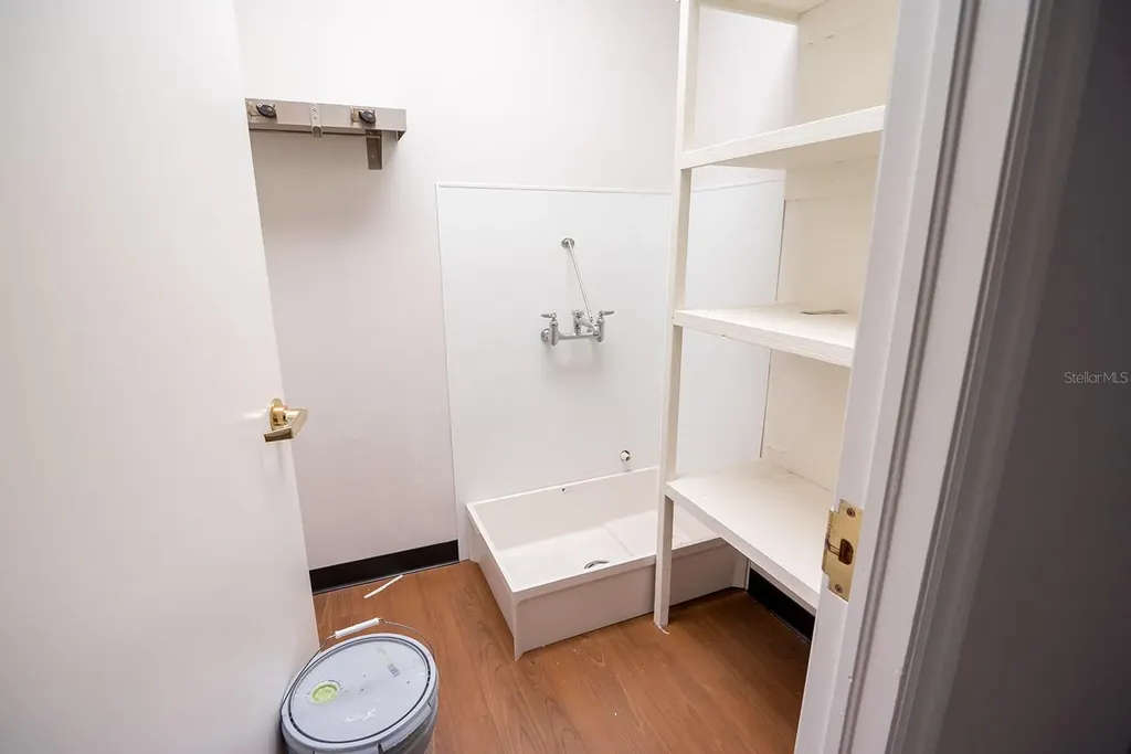 300 W Main Street Lake Butler FL 32054