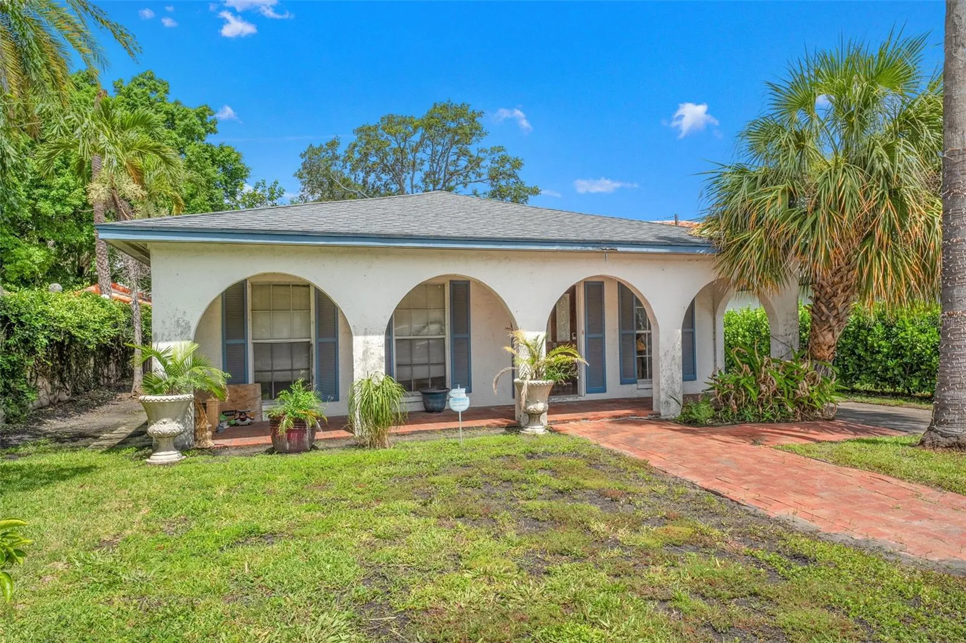 128 W Davis Boulevard Tampa FL 33606