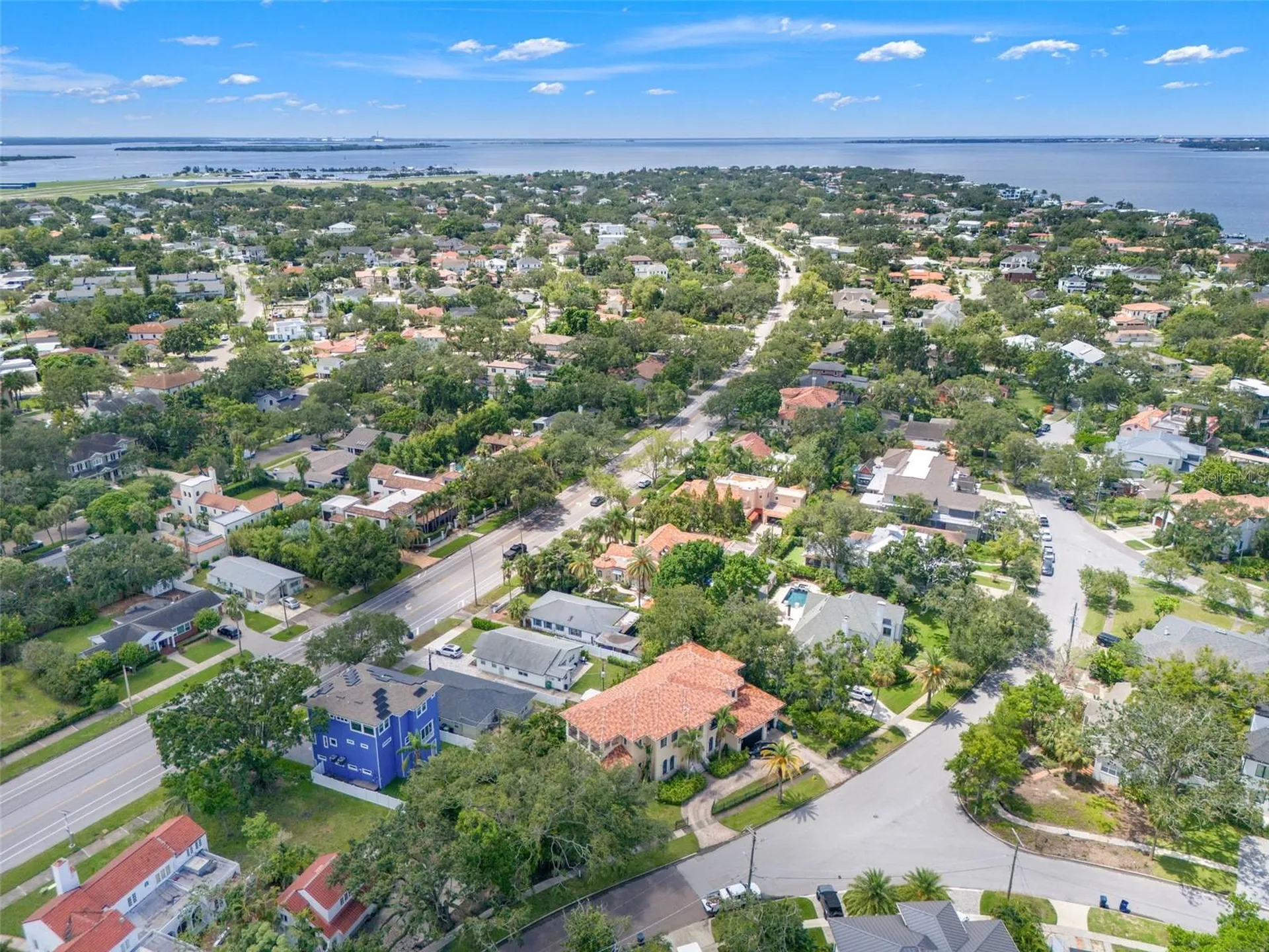 128 W Davis Boulevard Tampa FL 33606