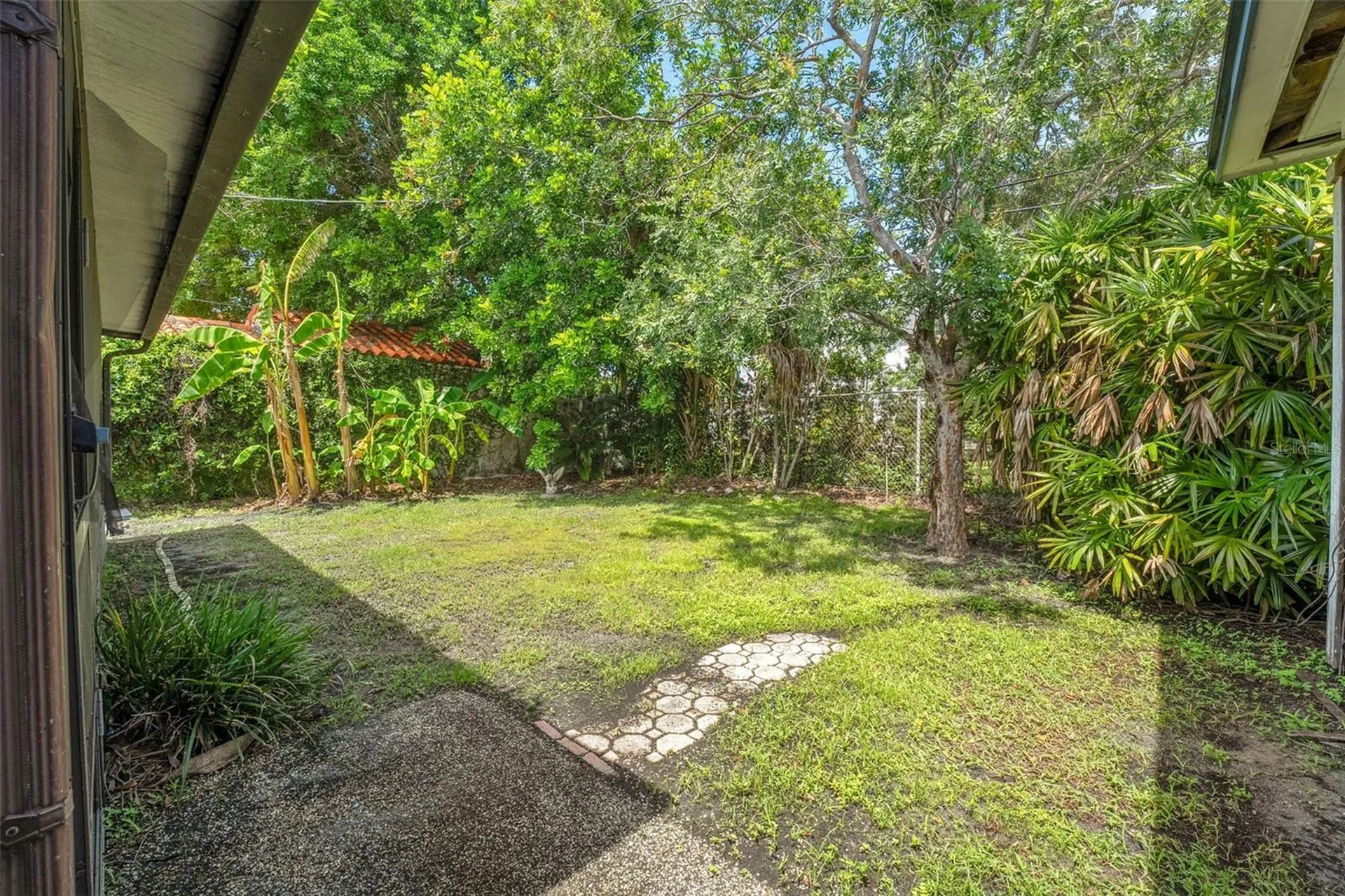128 W Davis Boulevard Tampa FL 33606
