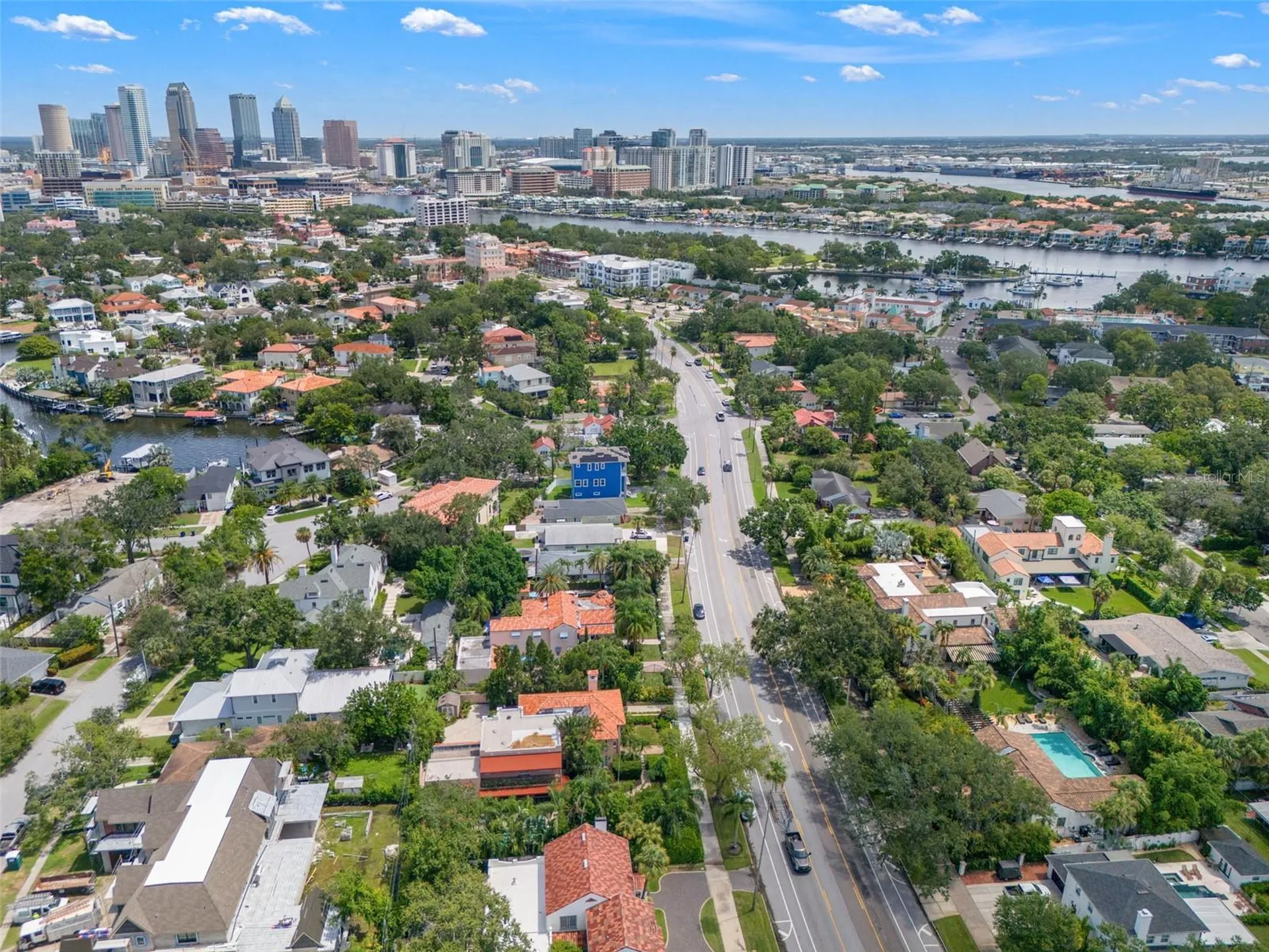 128 W Davis Boulevard Tampa FL 33606