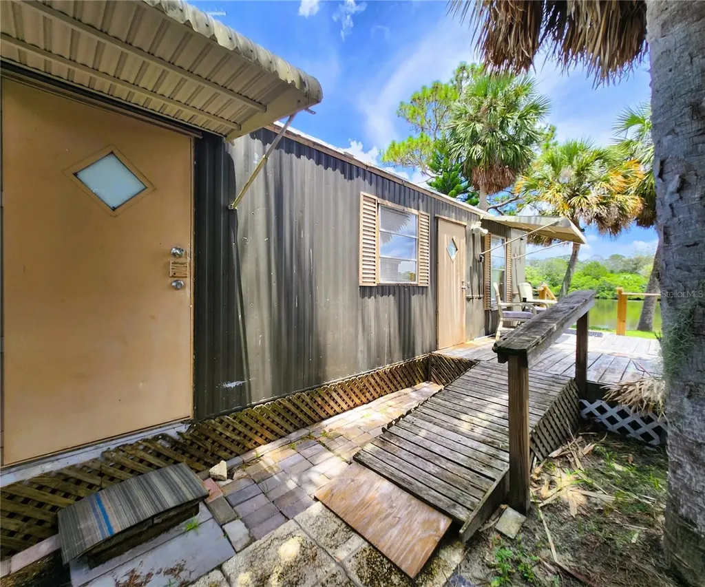 6975 Edgewater Drive New Port Richey FL 34652