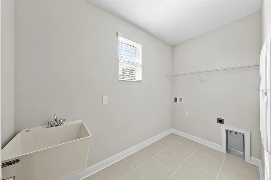 6244 29th Street N St Petersburg FL 33702
