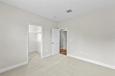 6244 29th Street N St Petersburg FL 33702