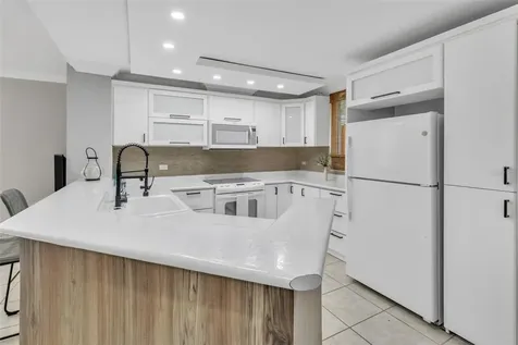 200 Ocean Drive Humacao PR 00791