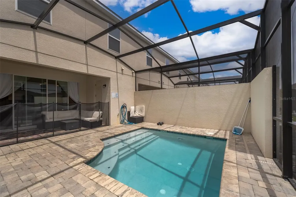 1660 Tropical Palms Circle Kissimmee FL 34747