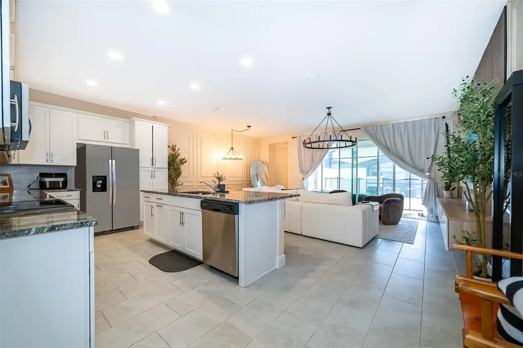 1660 Tropical Palms Circle Kissimmee FL 34747