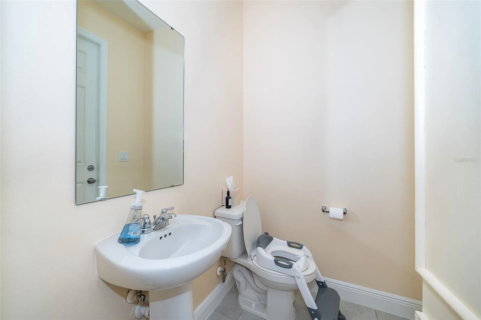 1660 Tropical Palms Circle Kissimmee FL 34747