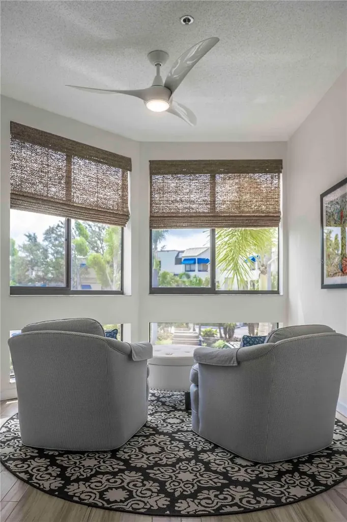 1912 Harbourside Drive Longboat Key FL 34228