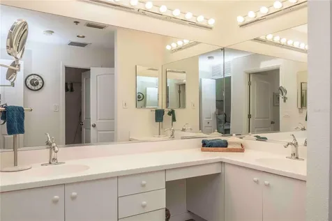 1912 Harbourside Drive Longboat Key FL 34228