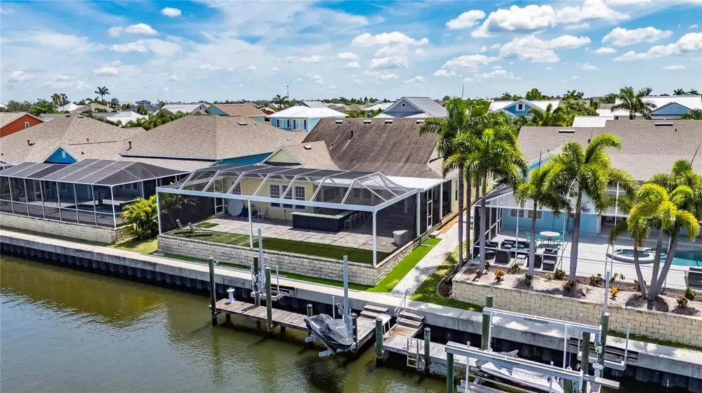 5720 Tortoise Place Apollo Beach FL 33572