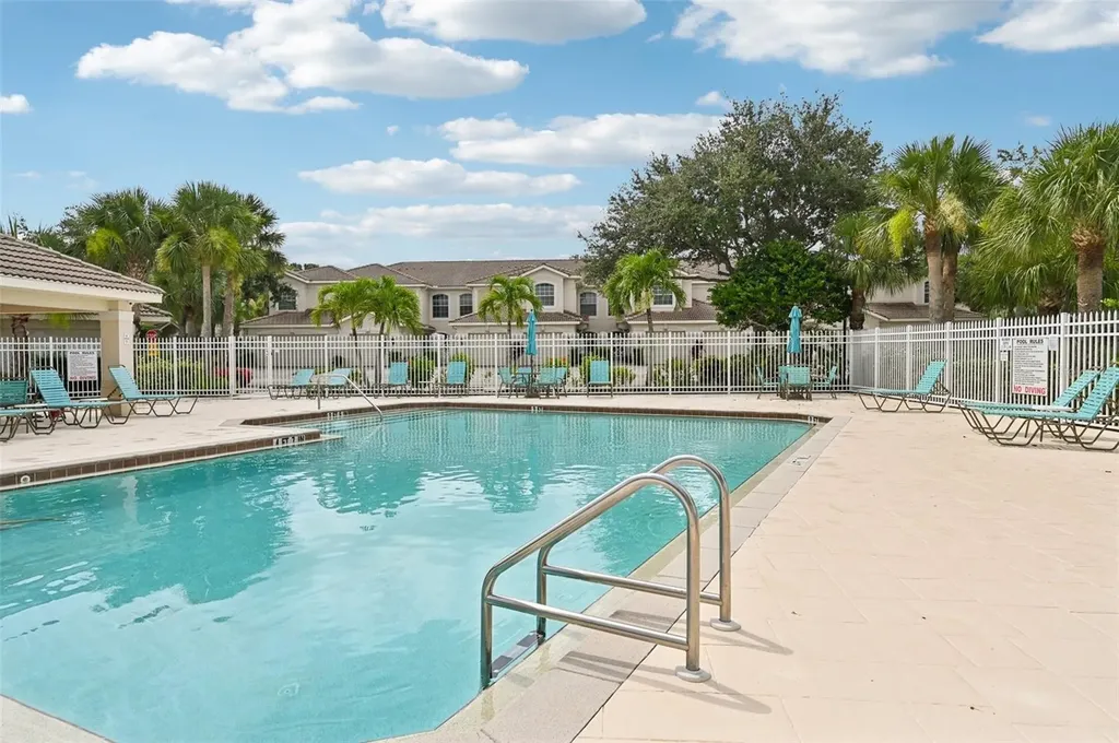 7050 Prosperity Circle Sarasota FL 34238