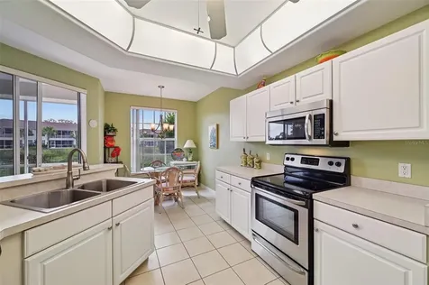 7050 Prosperity Circle Sarasota FL 34238