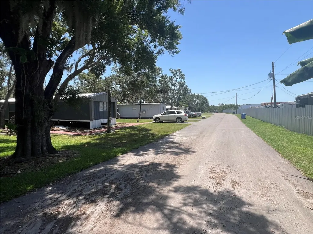 11224 Restwood Drive Gibsonton FL 33534