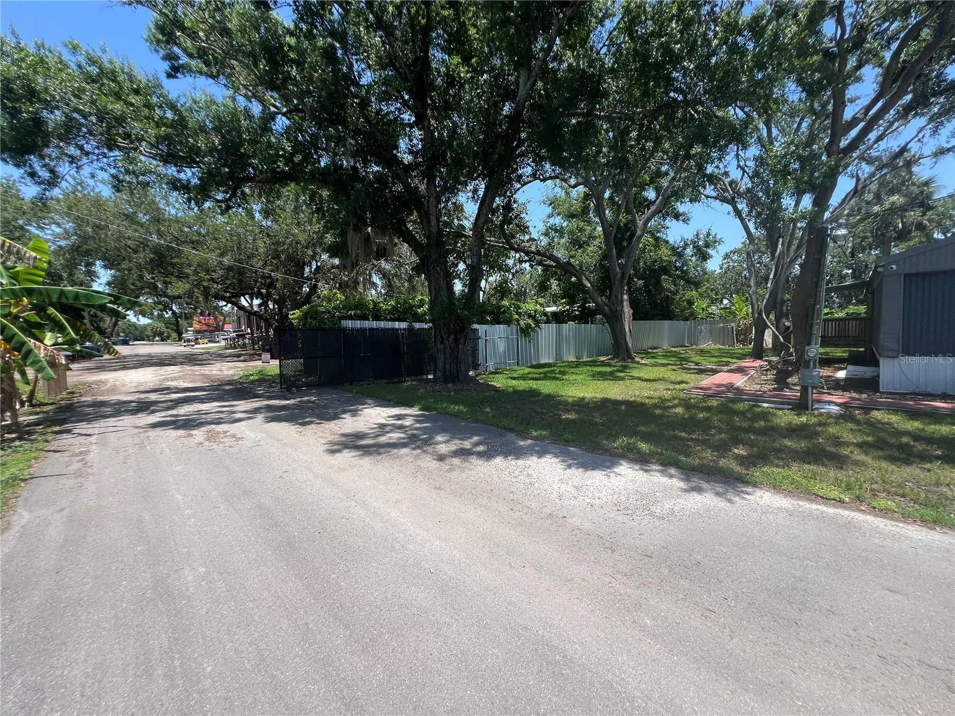 11224 Restwood Drive Gibsonton FL 33534