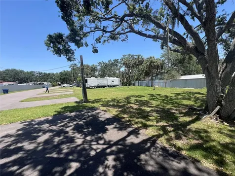 11224 Restwood Drive Gibsonton FL 33534