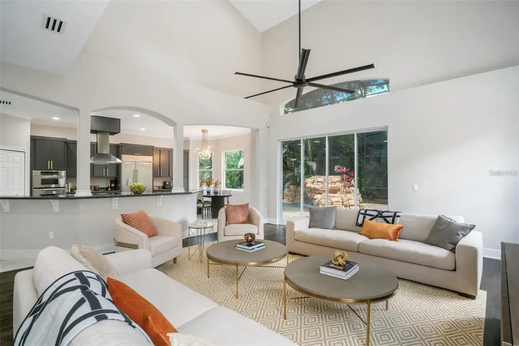 8704 Crestgate Circle Orlando FL 32819