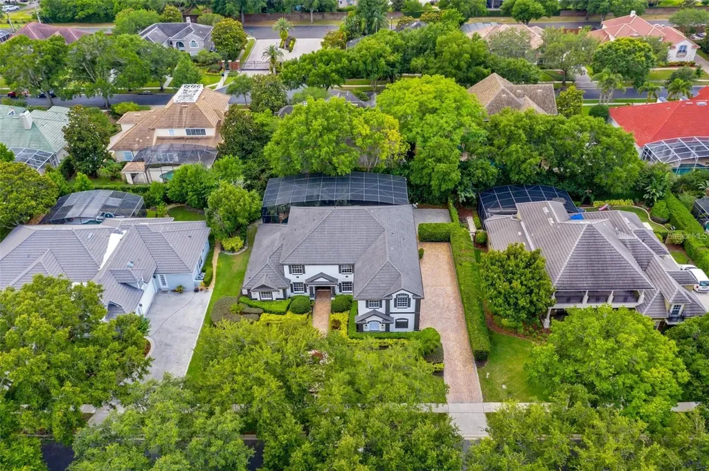 8704 Crestgate Circle Orlando FL 32819