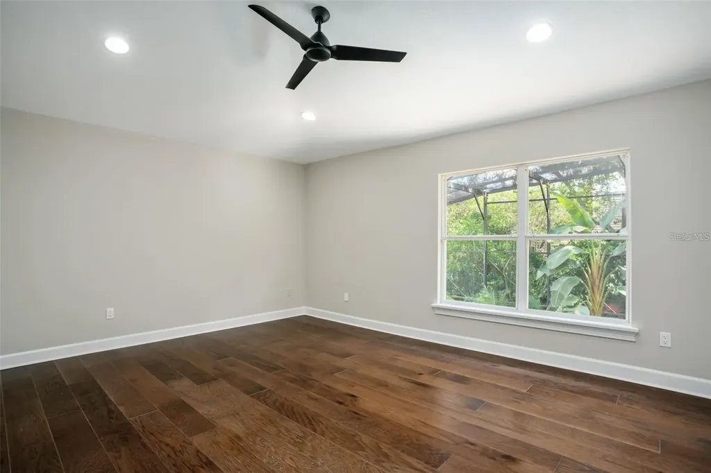 8704 Crestgate Circle Orlando FL 32819