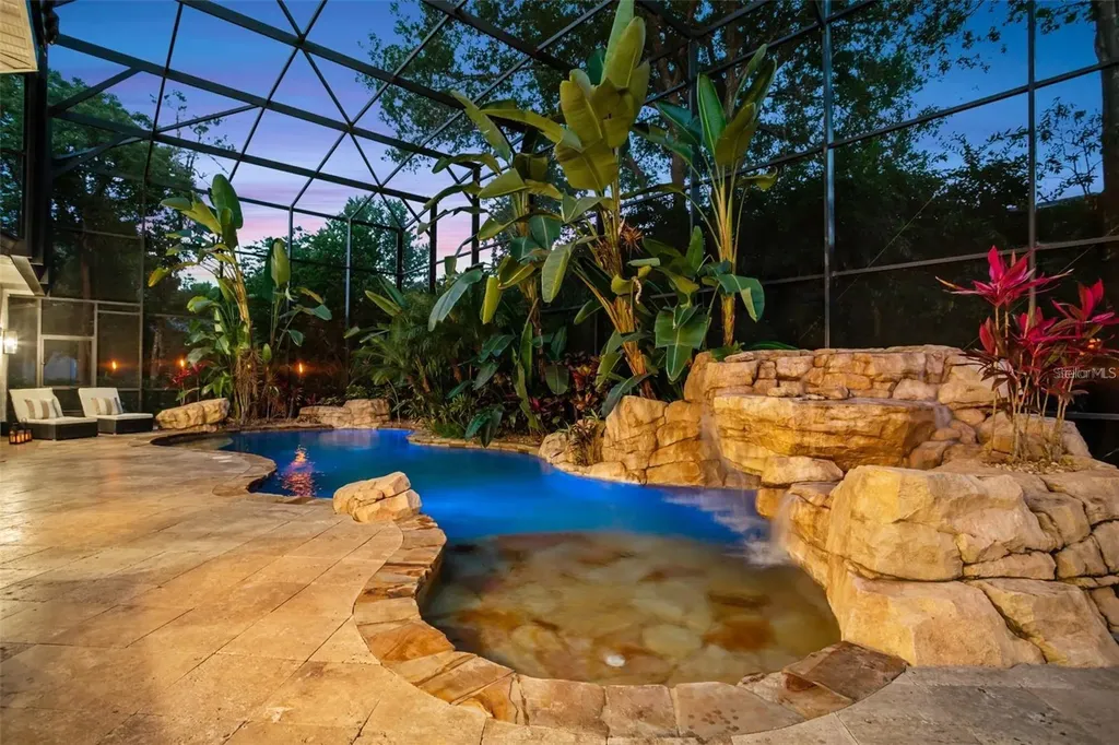 8704 Crestgate Circle Orlando FL 32819