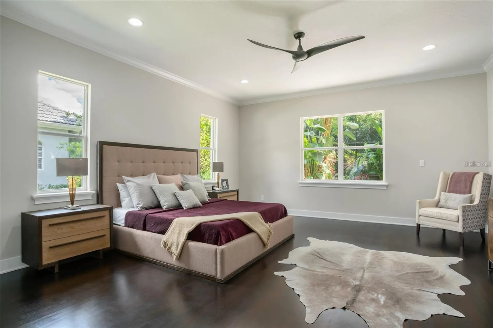 8704 Crestgate Circle Orlando FL 32819