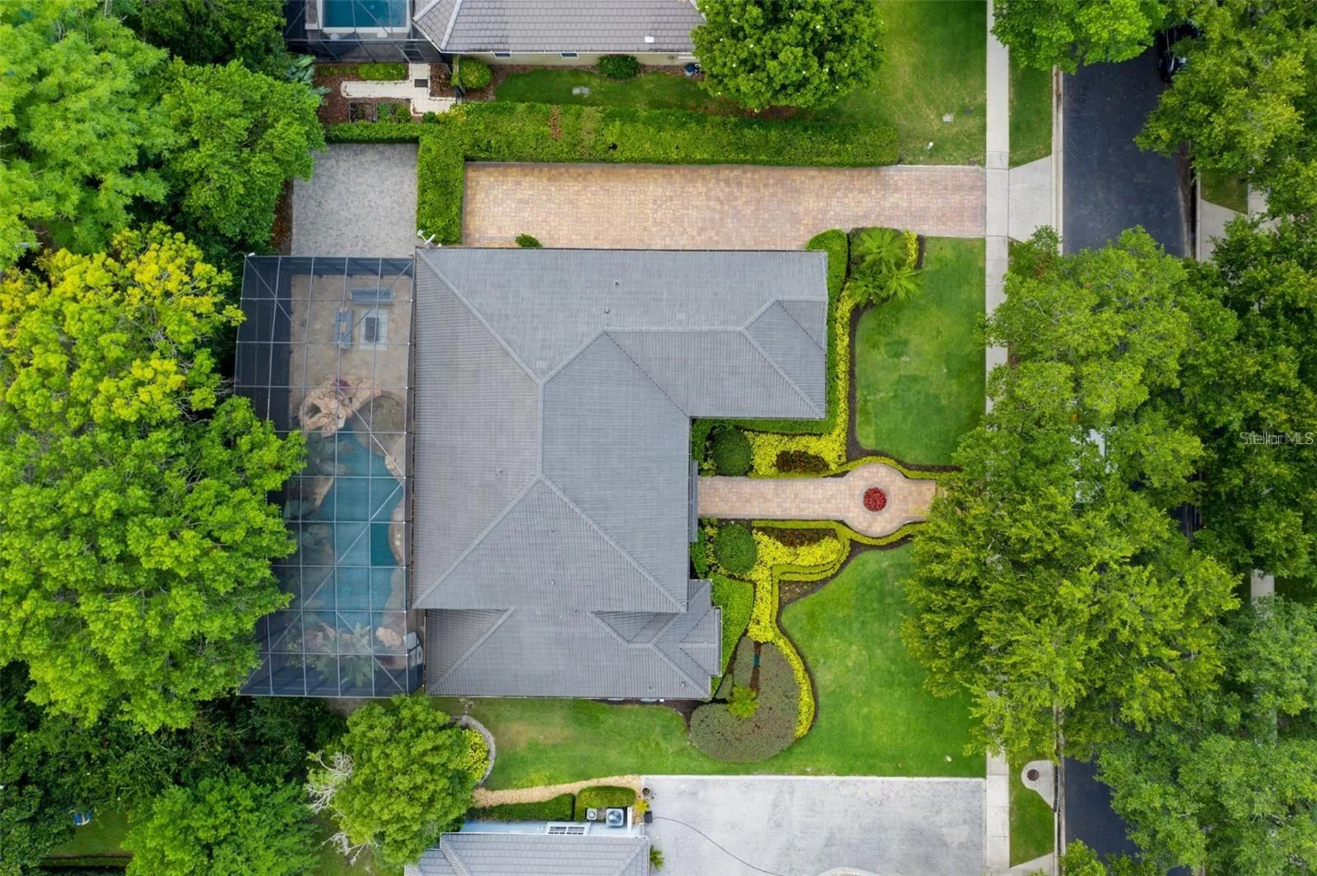 8704 Crestgate Circle Orlando FL 32819