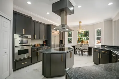 8704 Crestgate Circle Orlando FL 32819