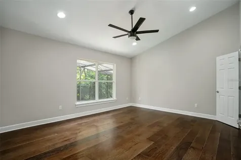 8704 Crestgate Circle Orlando FL 32819