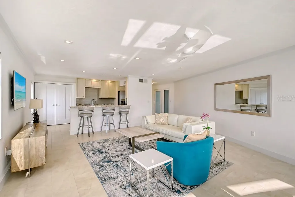 660 Golden Gate Point Sarasota FL 34236