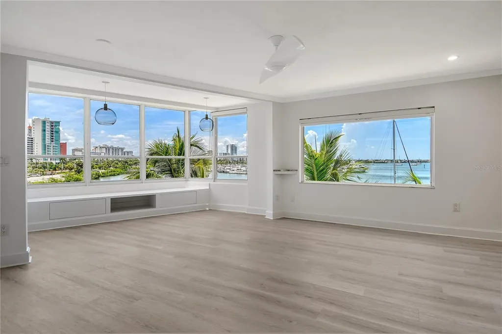 660 Golden Gate Point Sarasota FL 34236