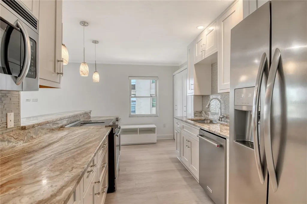 660 Golden Gate Point Sarasota FL 34236