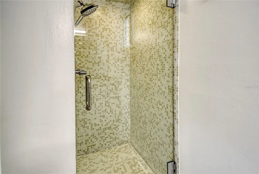660 Golden Gate Point Sarasota FL 34236