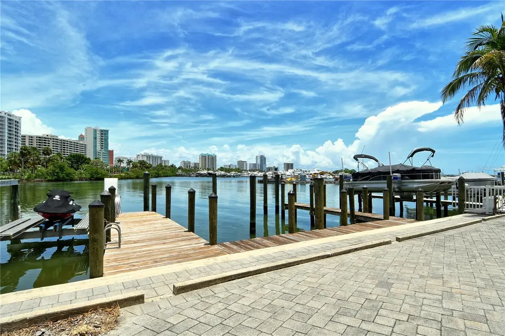 660 Golden Gate Point Sarasota FL 34236