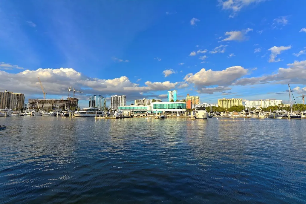 660 Golden Gate Point Sarasota FL 34236