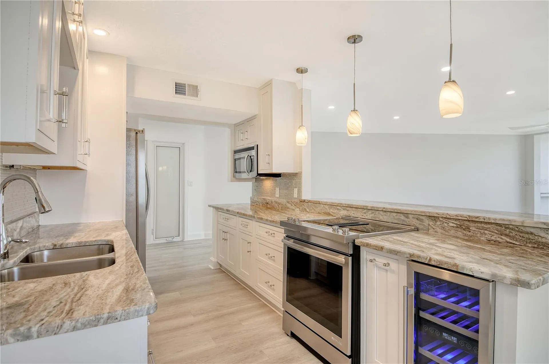 660 Golden Gate Point Sarasota FL 34236