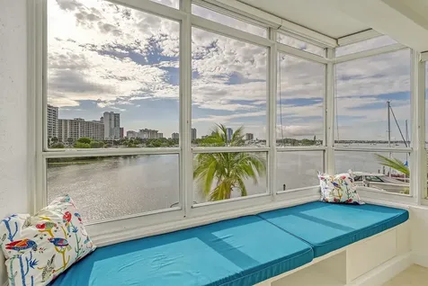 660 Golden Gate Point Sarasota FL 34236