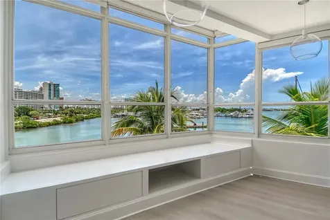 660 Golden Gate Point Sarasota FL 34236