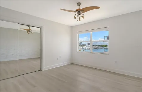 660 Golden Gate Point Sarasota FL 34236