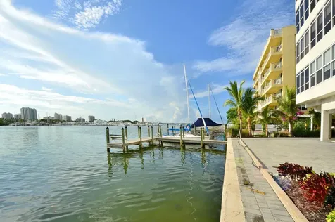660 Golden Gate Point Sarasota FL 34236