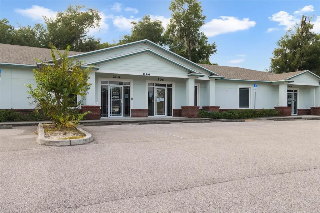 844 N Stone Street Deland FL 32720