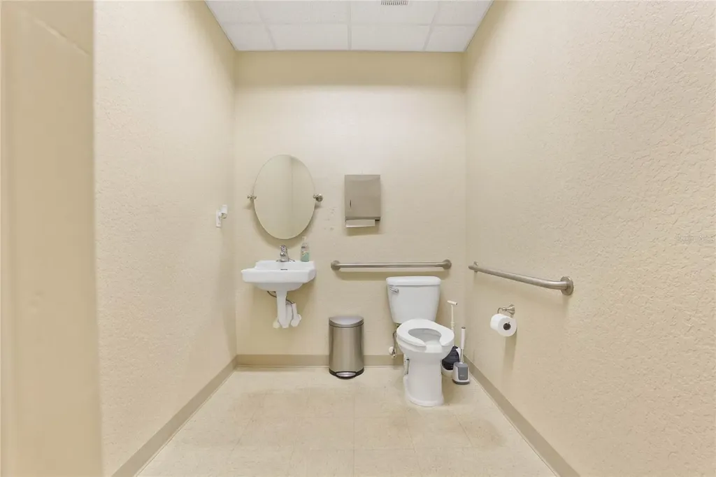 844 N Stone Street Deland FL 32720