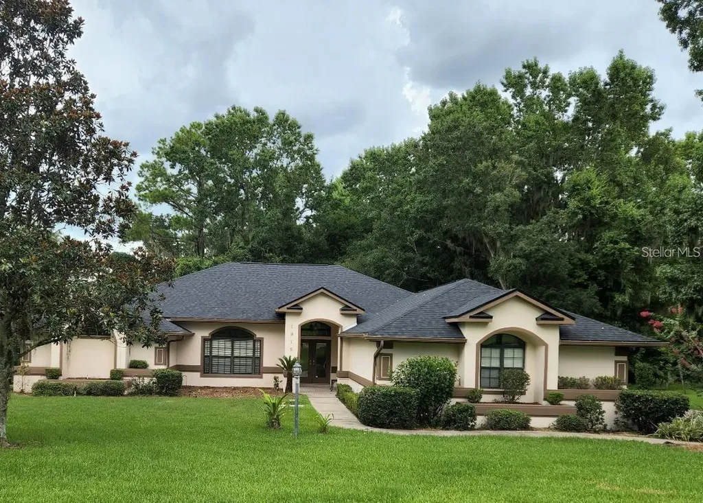 1915 SW 40th Place Ocala FL 34471
