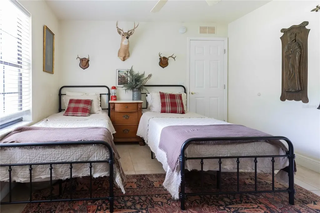 1915 SW 40th Place Ocala FL 34471