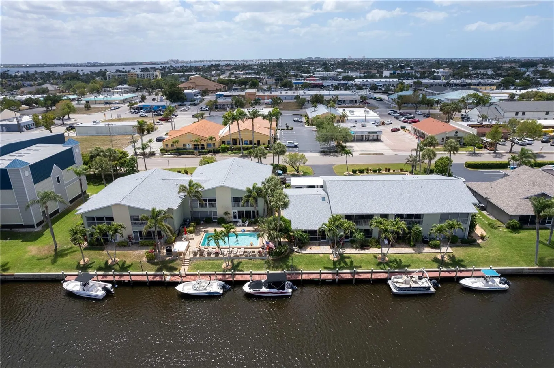 1409 SE 46th Lane Cape Coral FL 33904