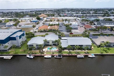 1409 SE 46th Lane Cape Coral FL 33904