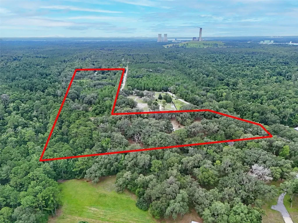 202 Bostwick Cemetery Road Palatka FL 32177