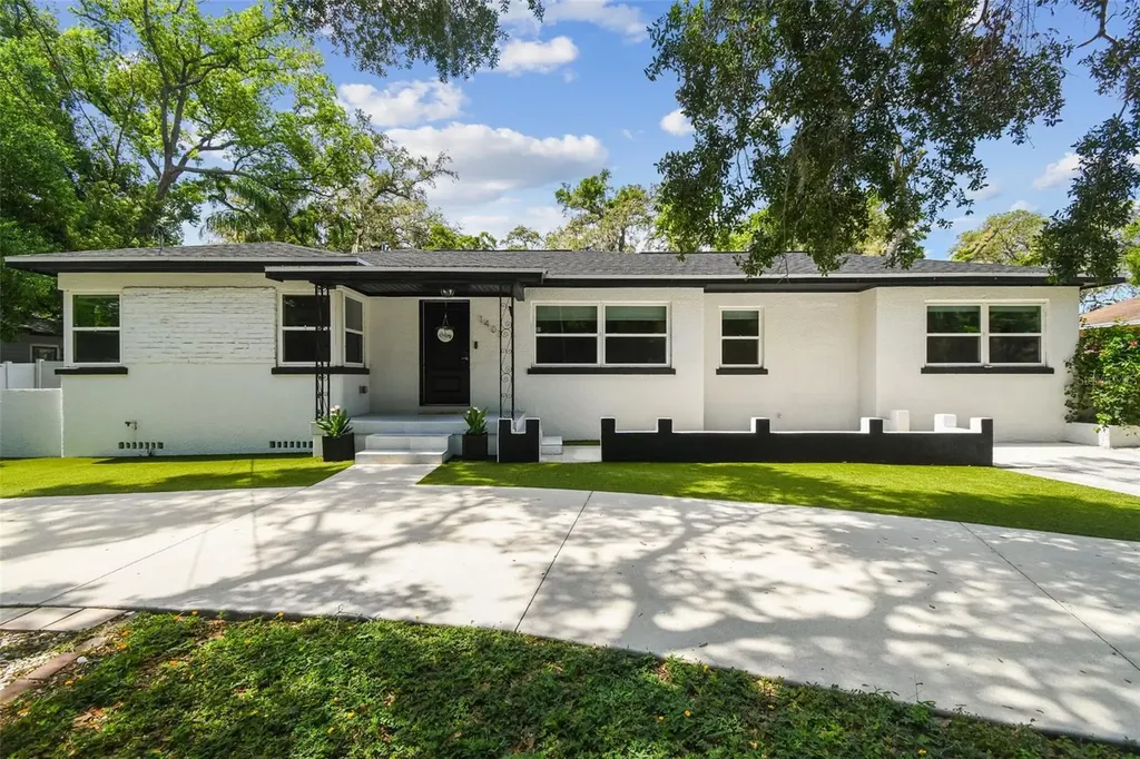 1407 E Hanna Avenue Tampa FL 33604