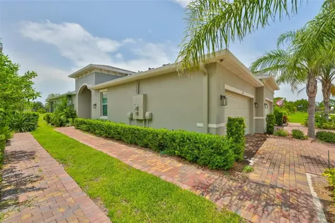 611 Chipper Drive Sun City Center FL 33573